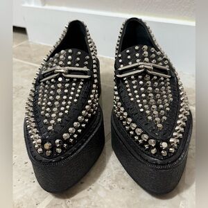 Jeffrey Campbell Choux St Pointed Toe Platform-Black Crinkle Pat Silver (Sz 6).